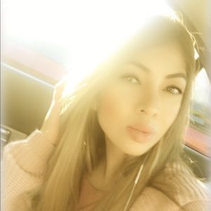 Meet your Posher, Carina